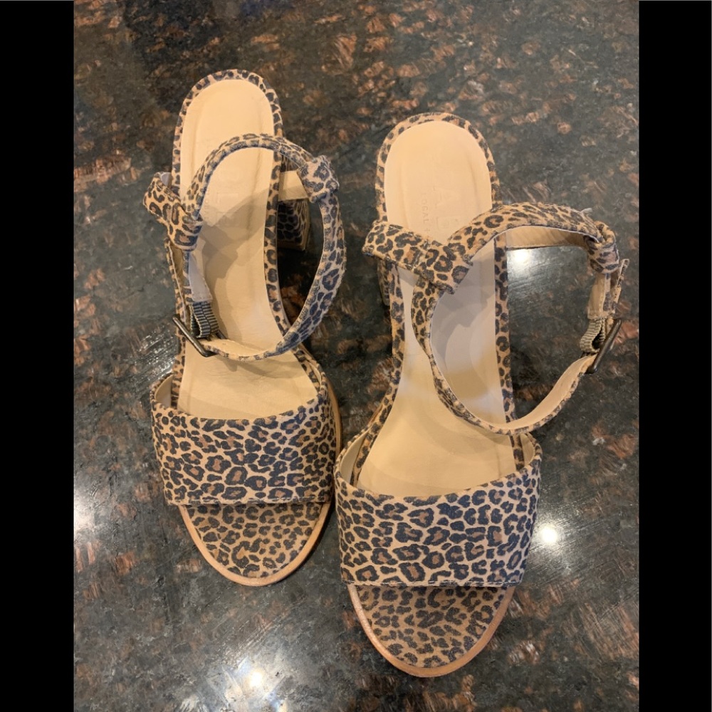 Able Mary block heel Sandal Women’s 7